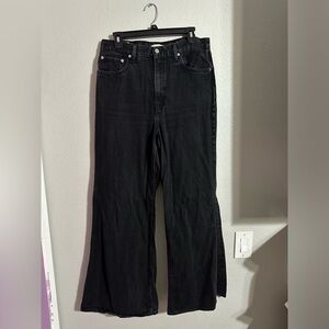Women’s high loose flare Levi jeans size 31